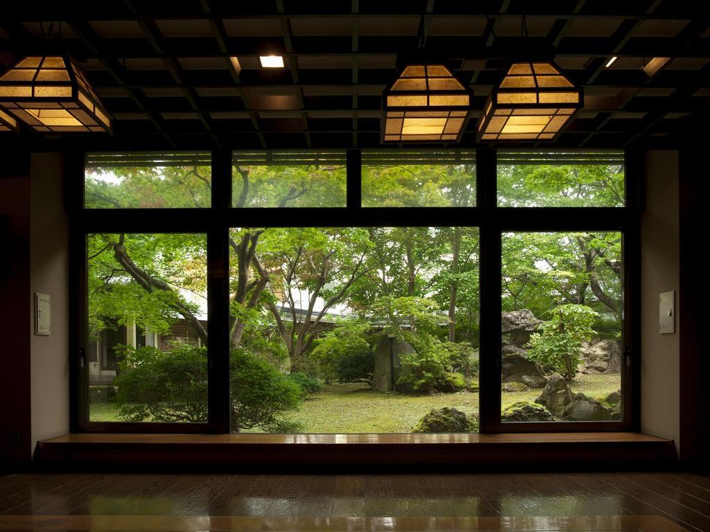 Готель Kazen No Sho Kuroishi Екстер'єр фото
